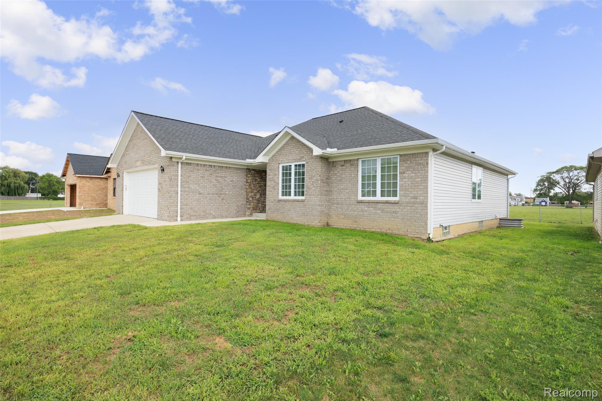 16240 Guest Court