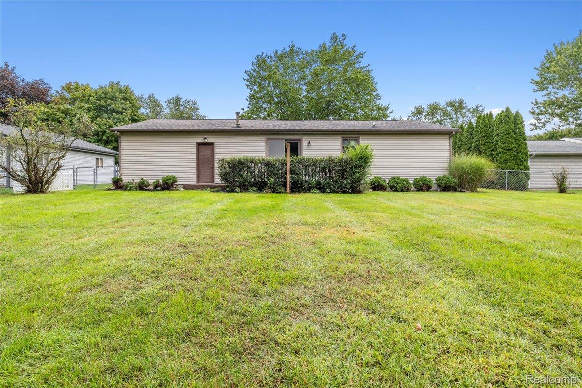 6412 Wildflower Lane