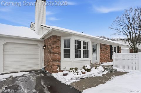 42161 Mill Race Circle 32 Plymouth Charter Township MI 48170