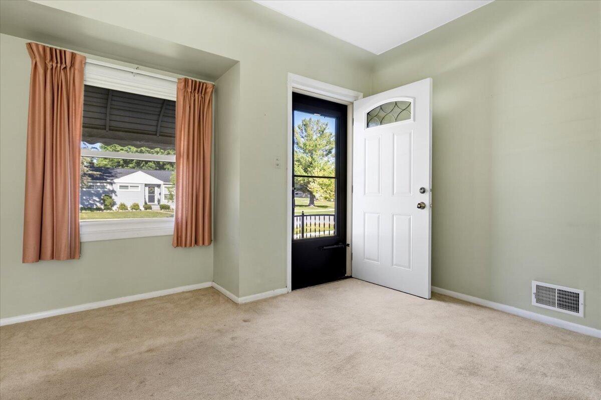 725 Woodbine Drive