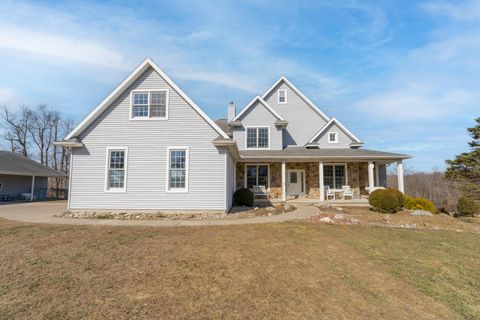 Properties Available 129 - 193 11173 I Drive S Newton Township MI 49029