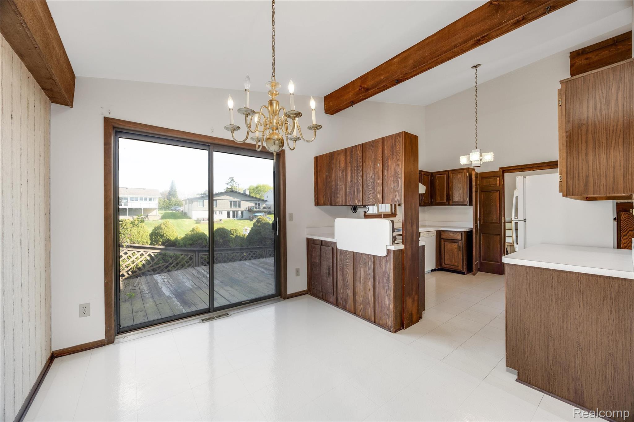 3036 Shawnee Lane