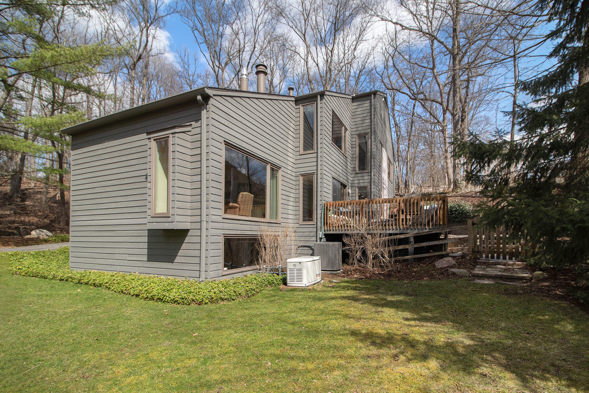 1200 Pepper Pike Street