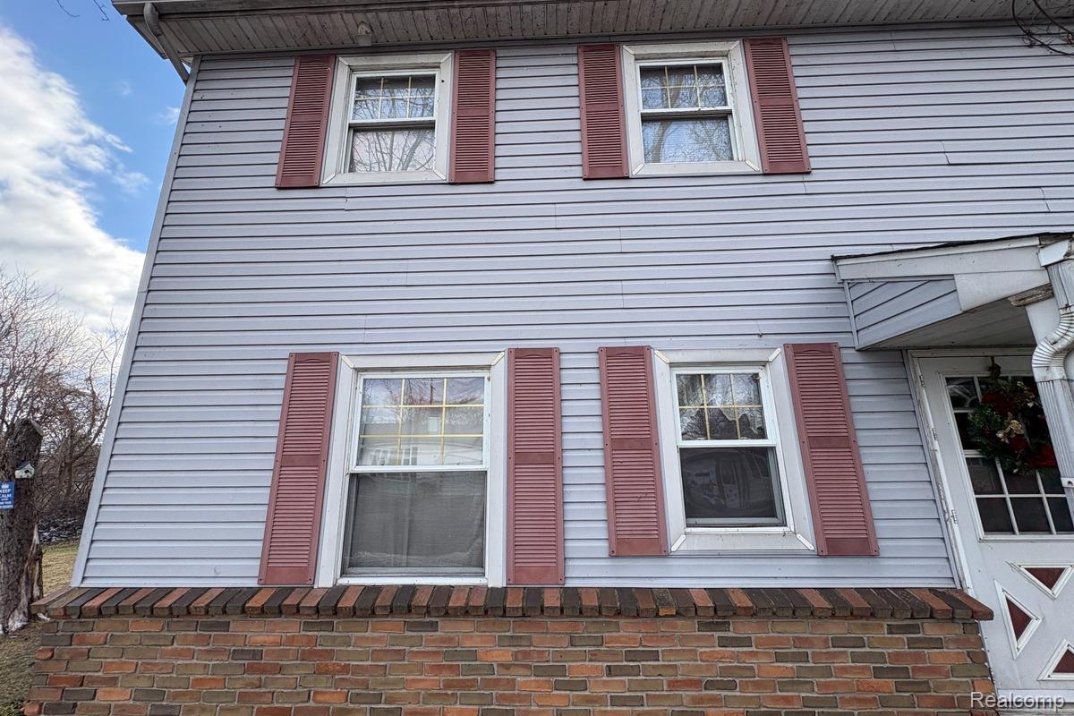 3384 Erie Shore Drive