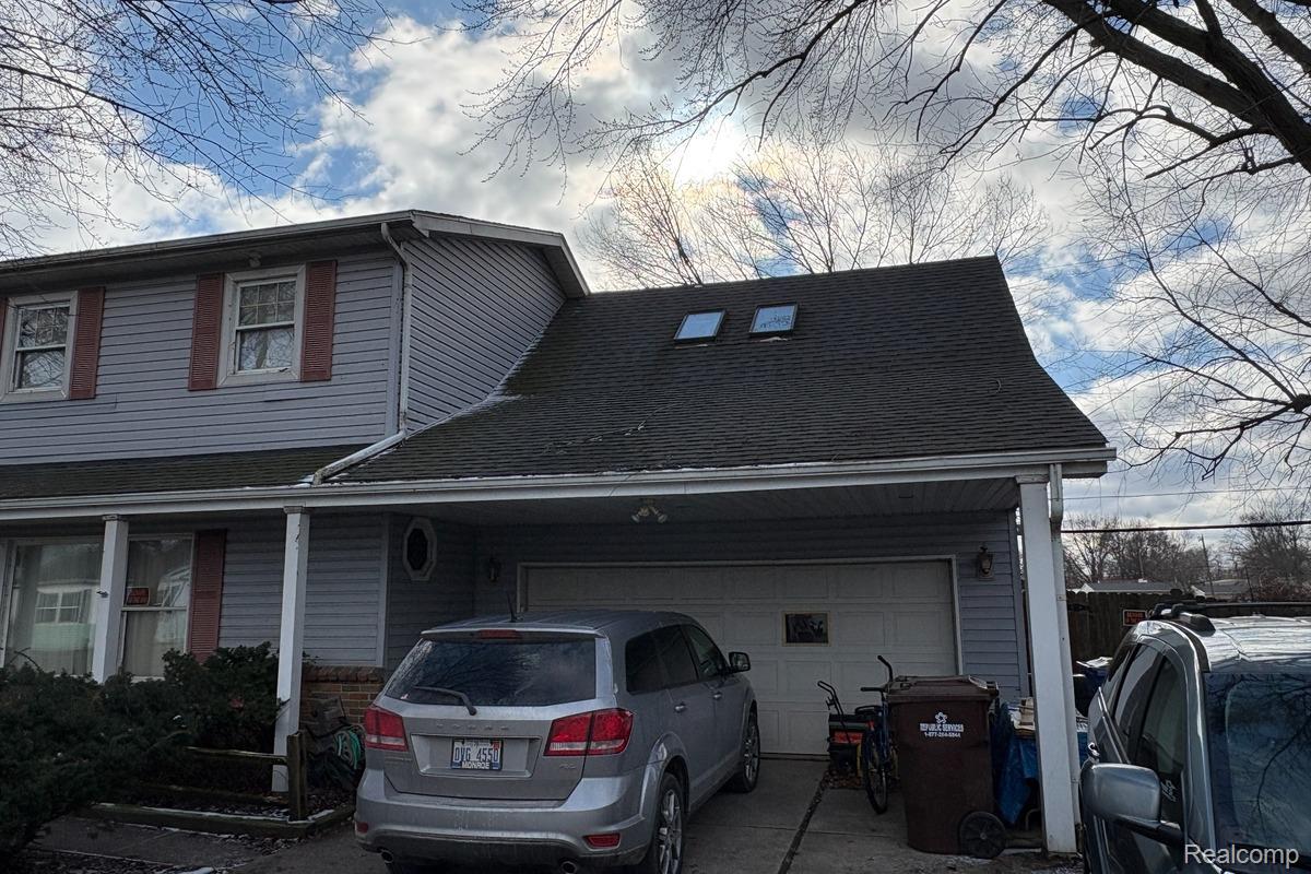 3384 Erie Shore Drive