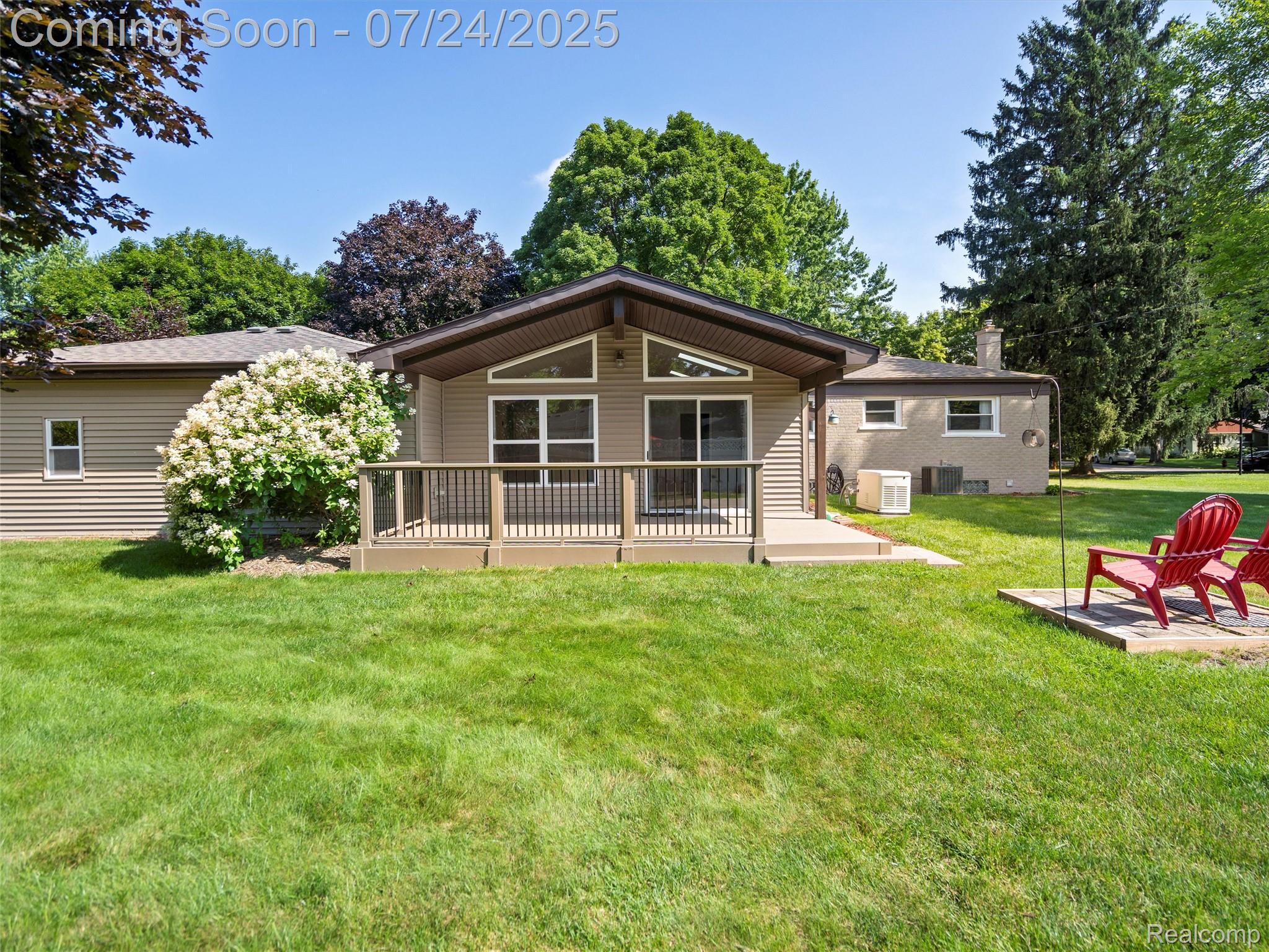 6773 Transparent Avenue