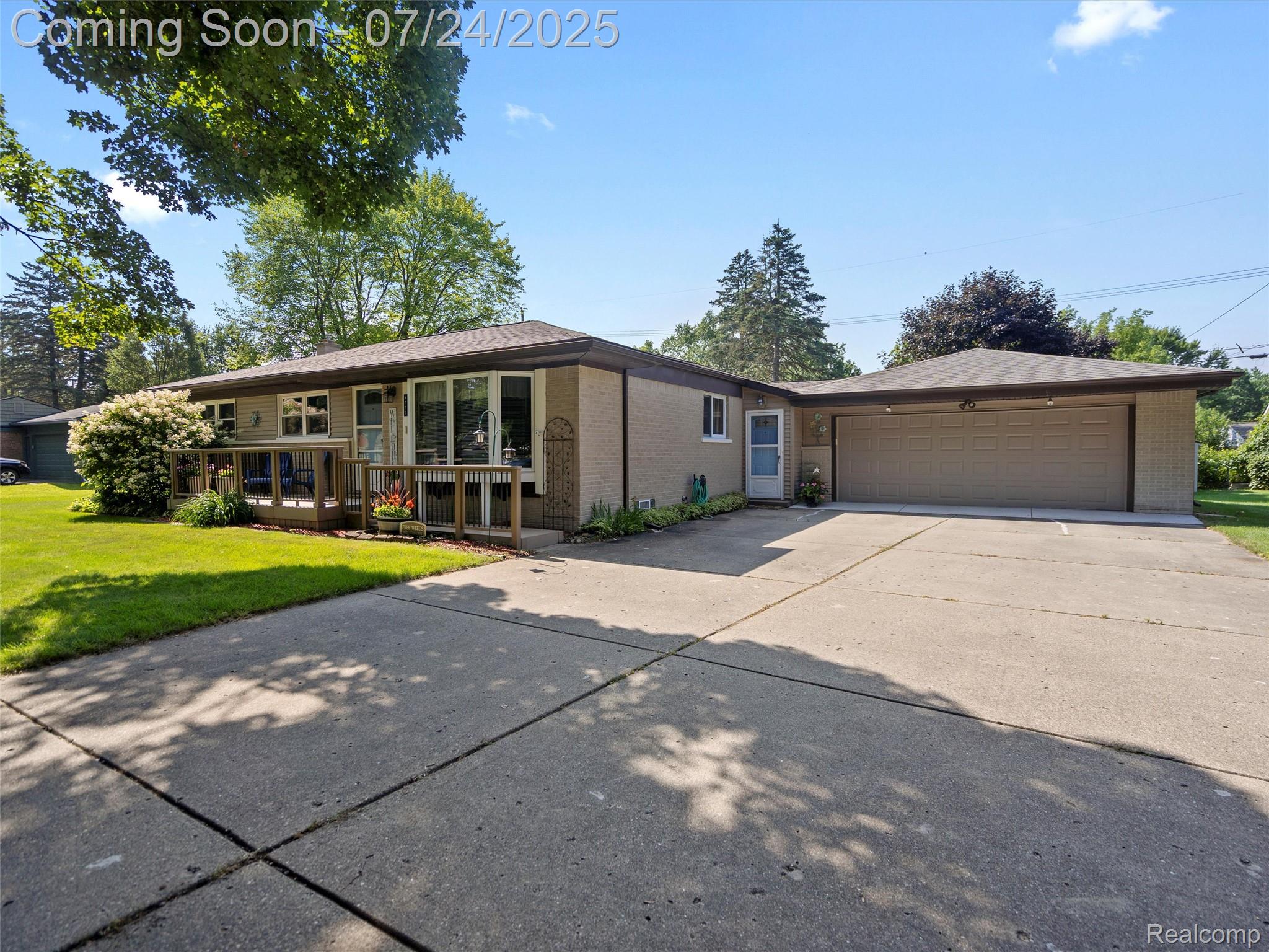 6773 Transparent Avenue