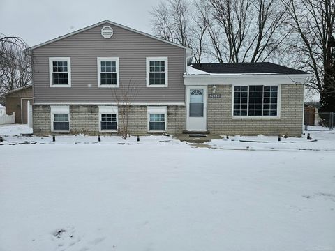 50530 Leeward Dr Drive Chesterfield Township MI 48047
