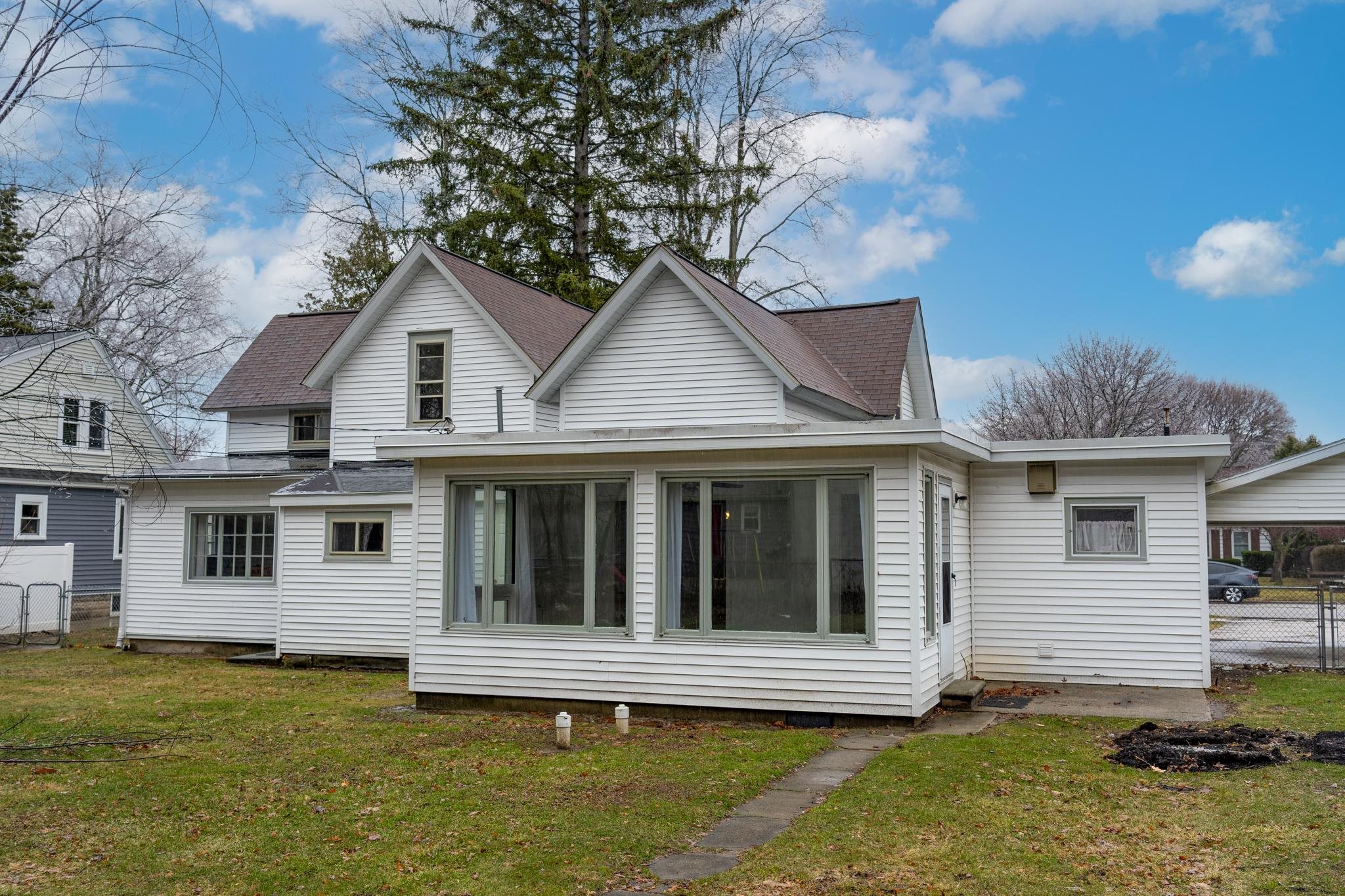 1026 S Fancher Avenue