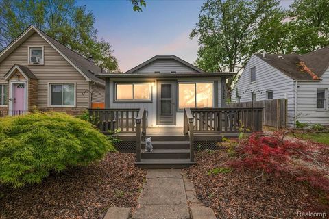 1942 E Troy Street Ferndale City MI 48220
