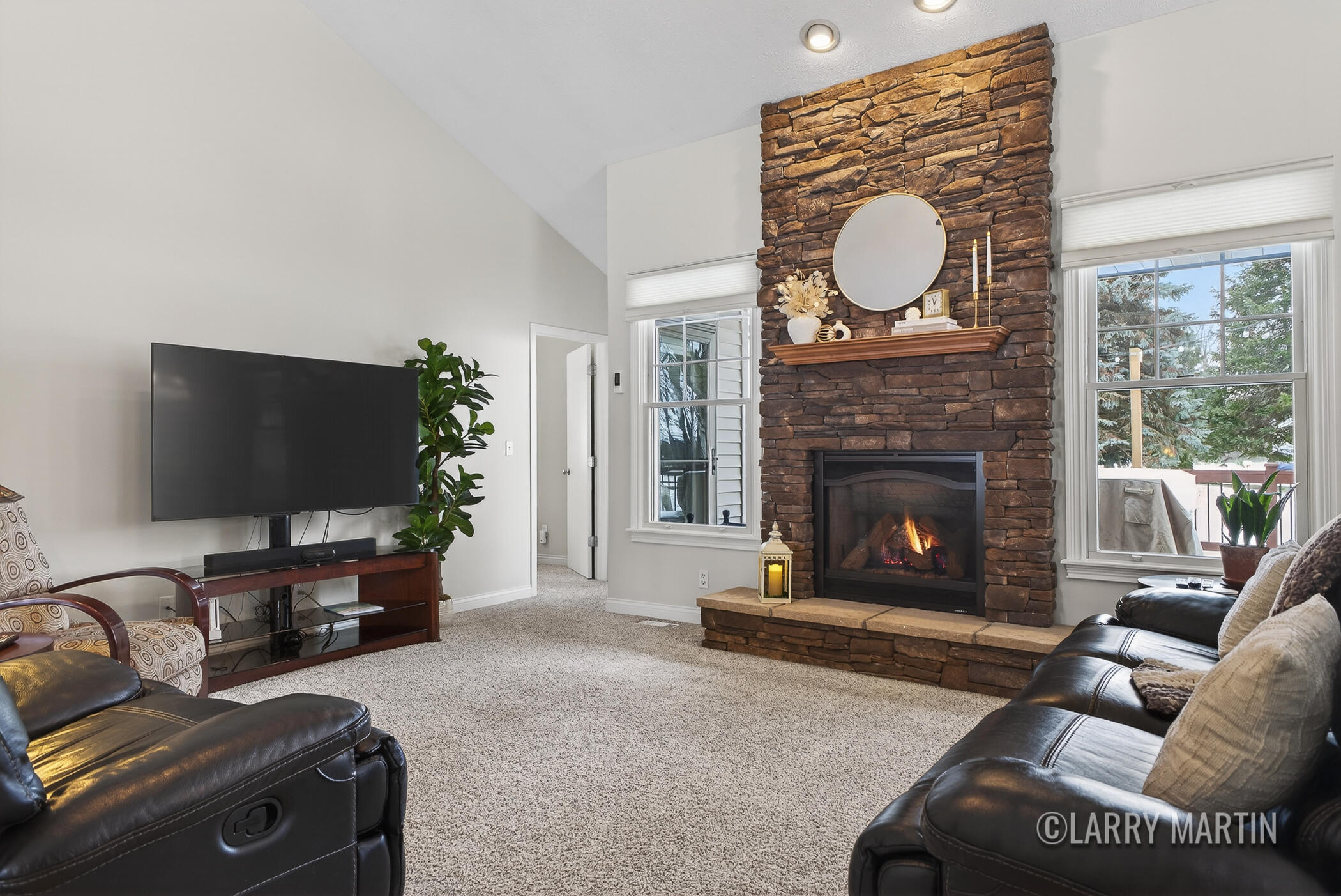 2292 Palm Dale Drive SW