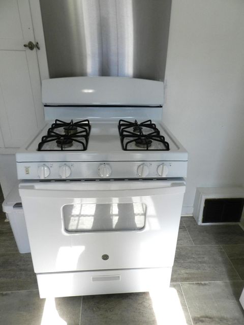 Tiny photo for 380 N McCord Street, Benton Harbor City, MI 49022 (MLS # 69026009574)