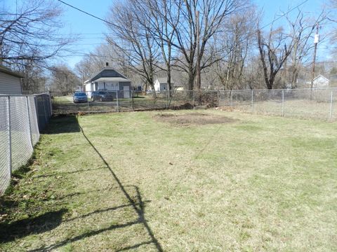 Tiny photo for 380 N McCord Street, Benton Harbor City, MI 49022 (MLS # 69026009574)