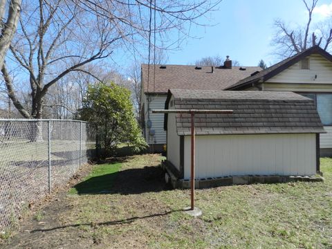 Tiny photo for 380 N McCord Street, Benton Harbor City, MI 49022 (MLS # 69026009574)