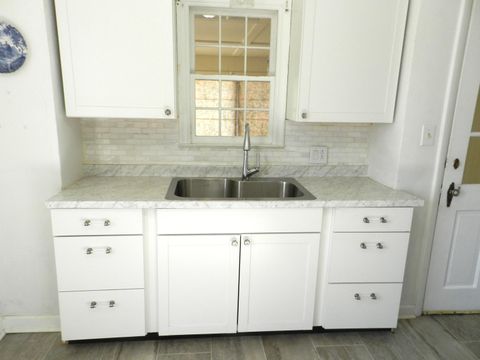 Tiny photo for 380 N McCord Street, Benton Harbor City, MI 49022 (MLS # 69026009574)