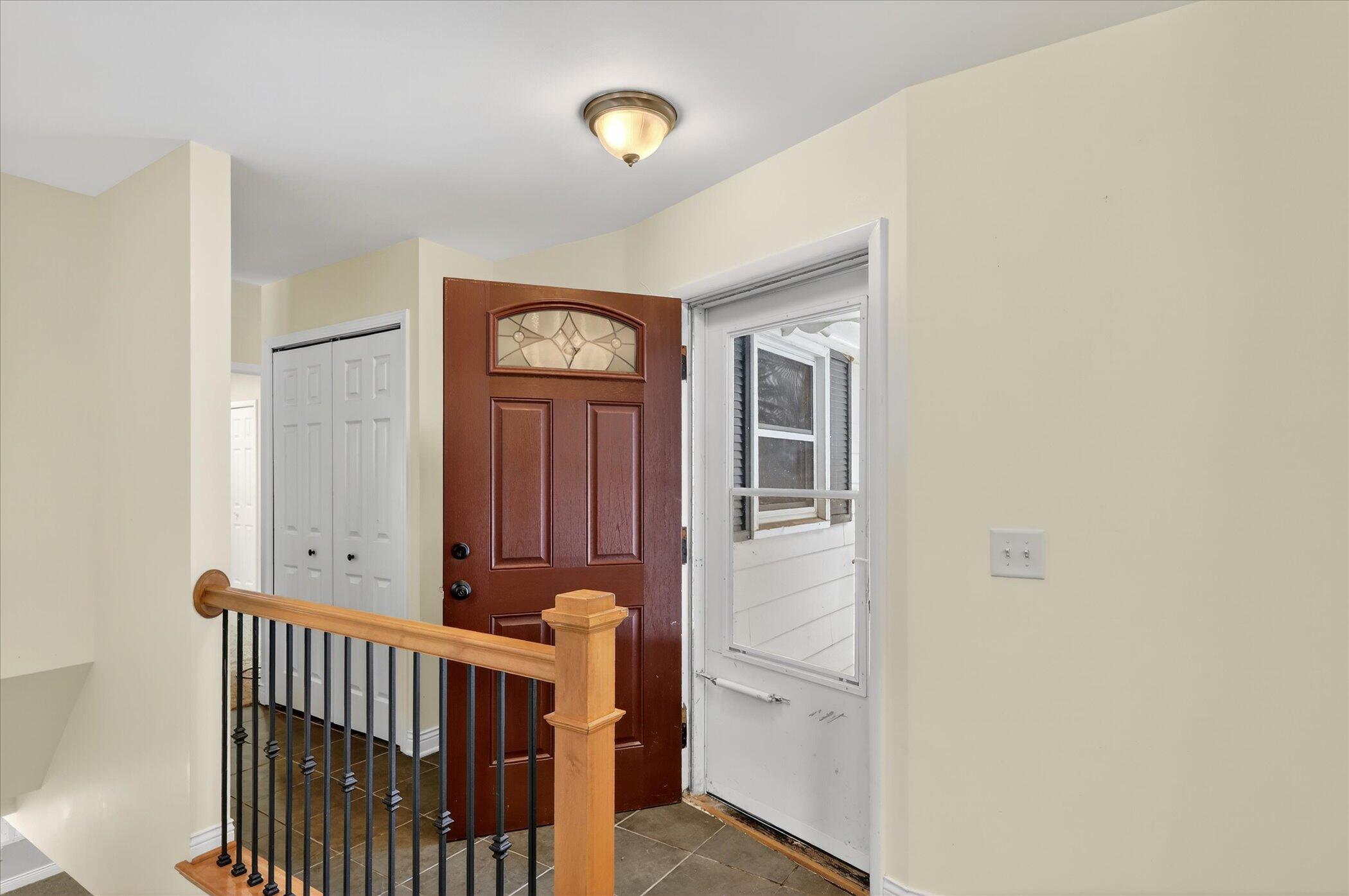 5699 Lamplighter Lane