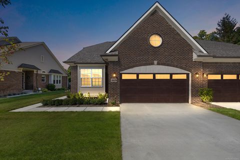 40699 Azalea Drive Clinton Charter Township MI 48036