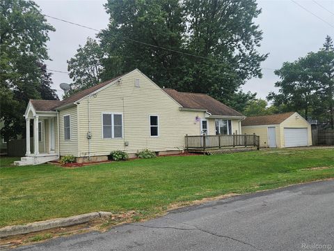 1380 Audrey Street Burton City MI 48509