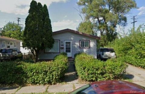 6865 Edgeton Hamtramck City MI 48212