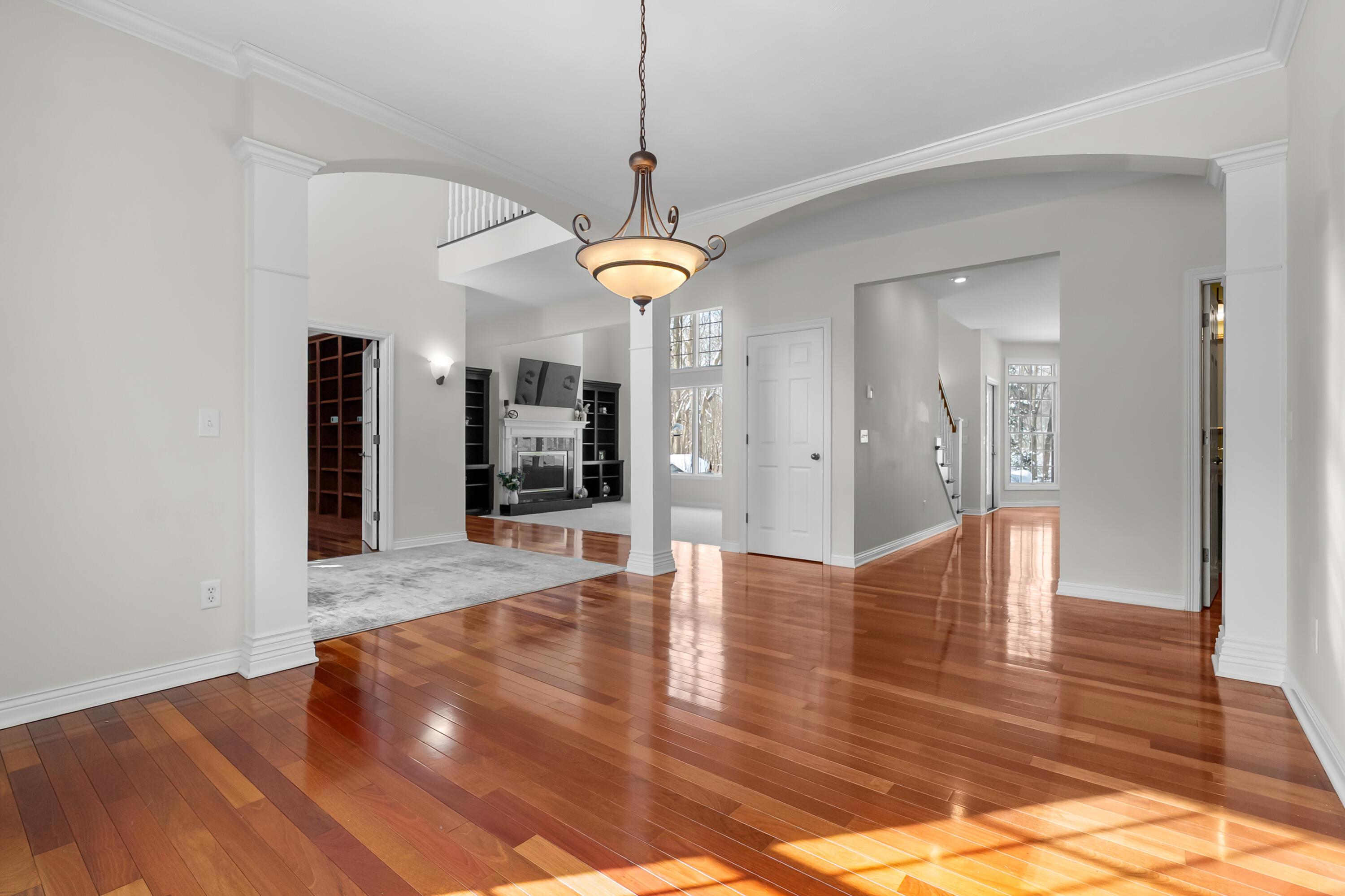 6480 Breezy Point Lane