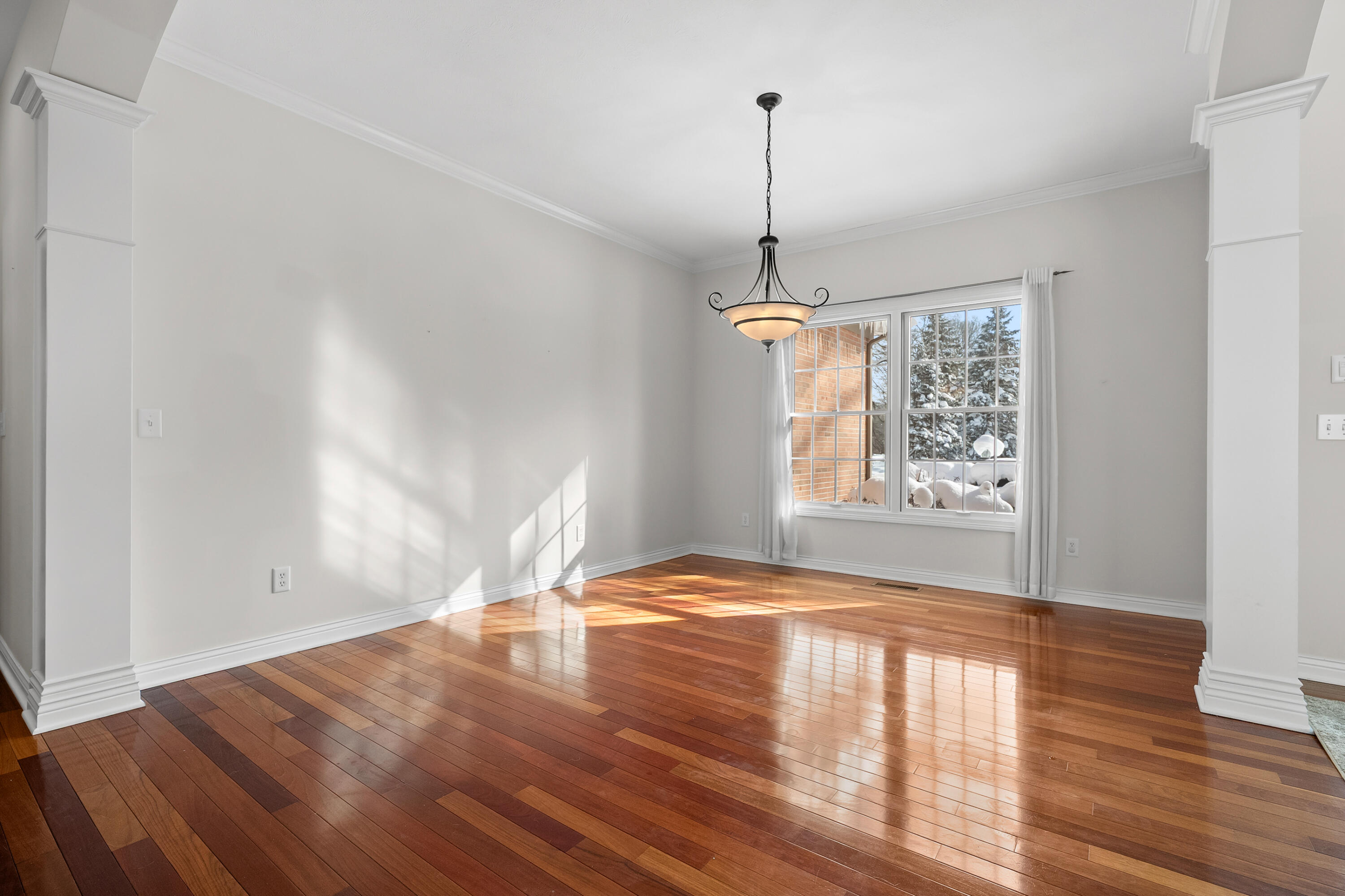 6480 Breezy Point Lane