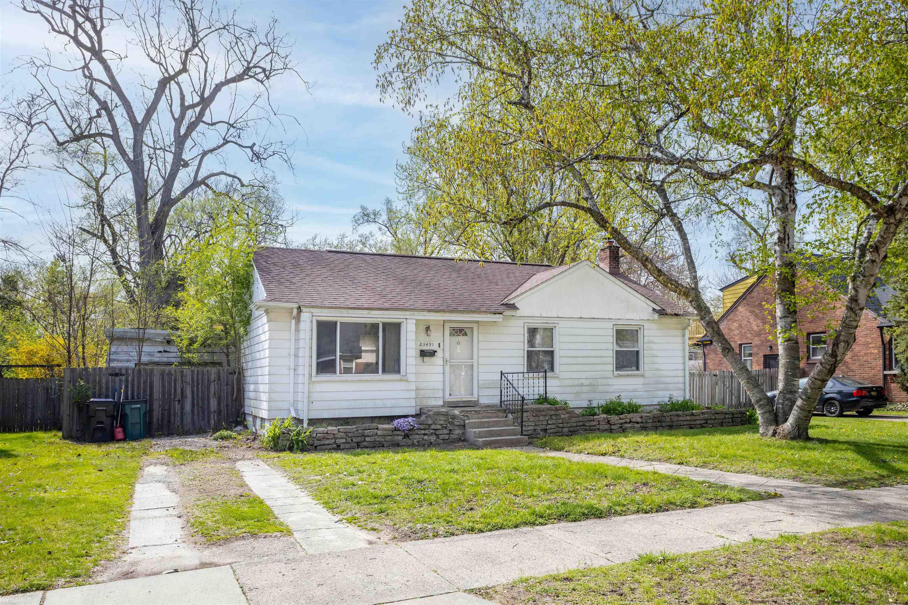 23491 Meadowlark Street