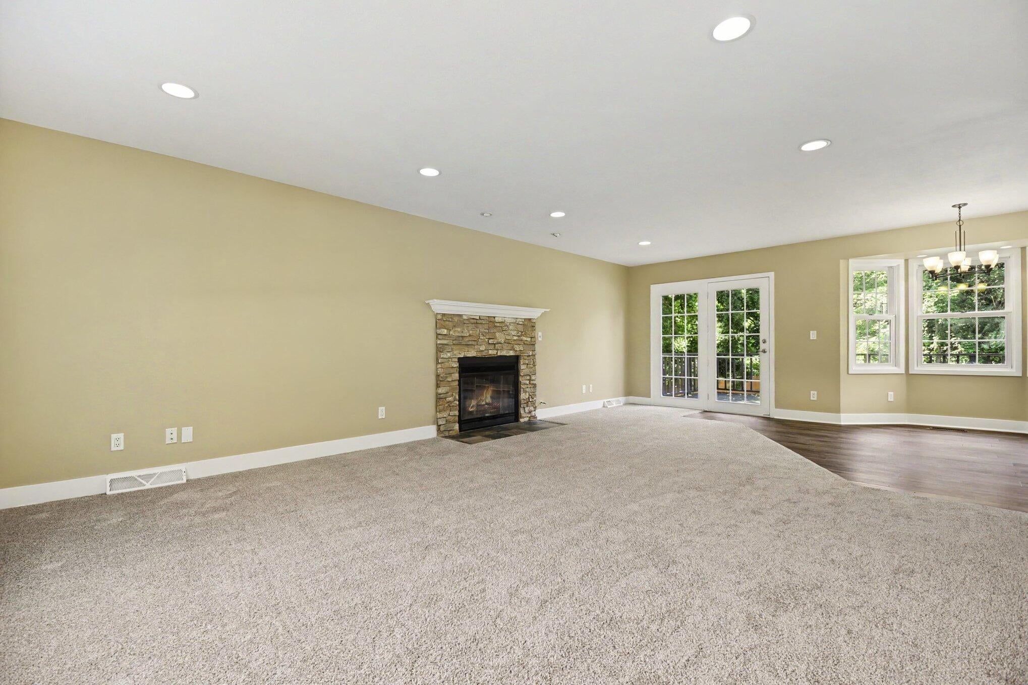 2250 Yorktown Drive SE