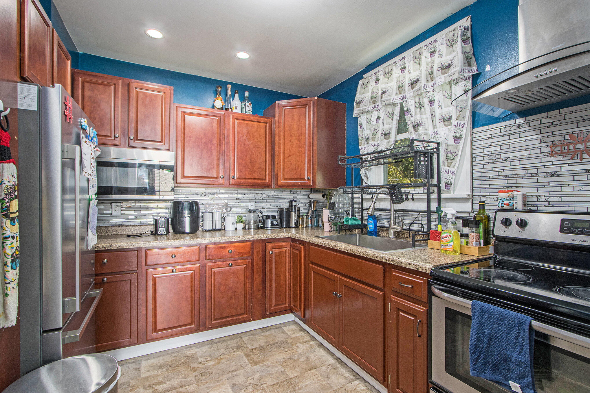 Kalamazoo Charter Township, Michigan 49048, United States, 2 Bedrooms Bedrooms, ,1 BathroomBathrooms,Residential,Coming Soon,220014