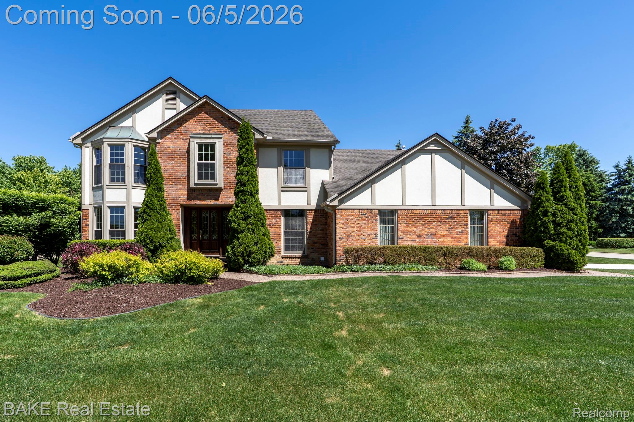 10000 Red Maple Drive