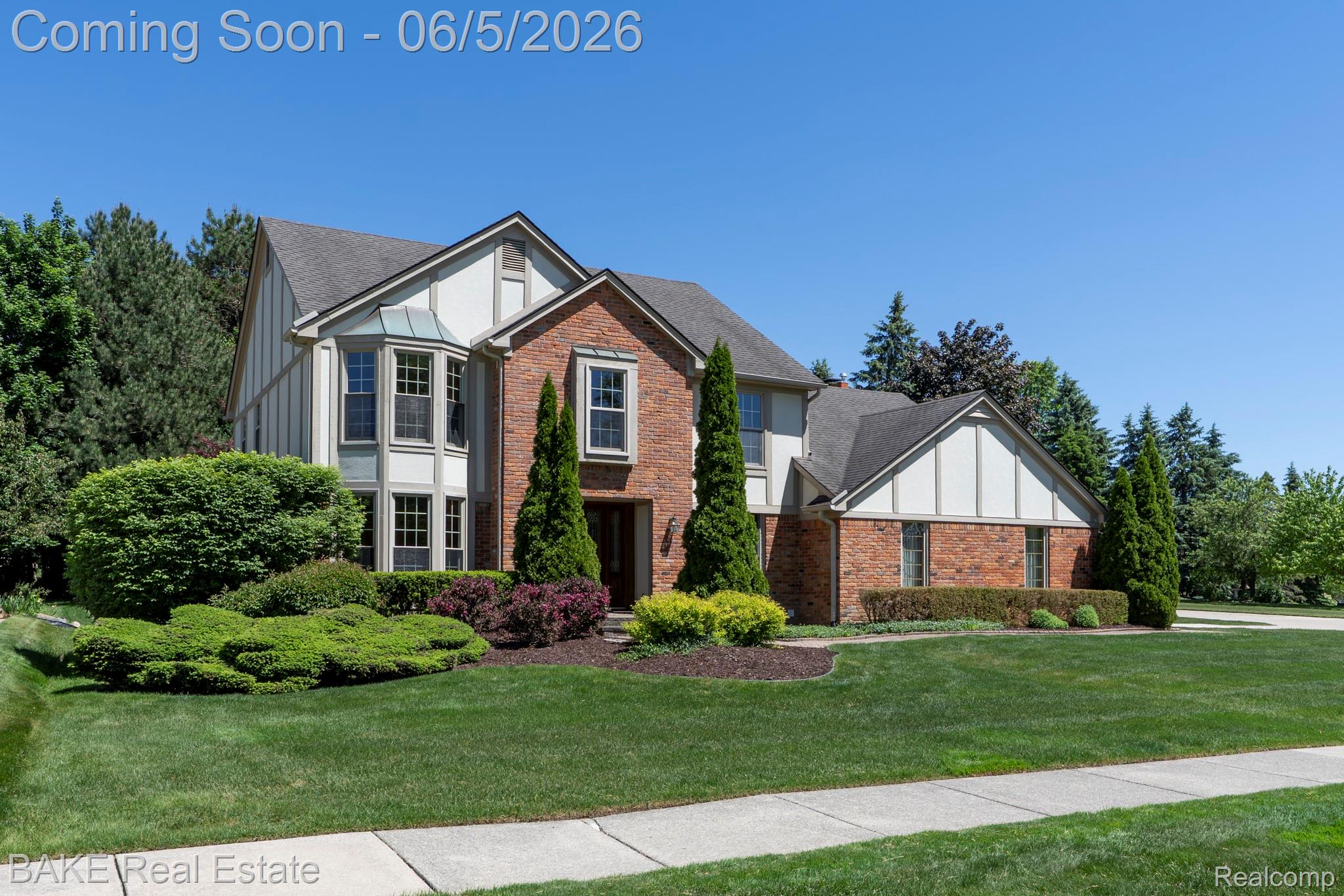 10000 Red Maple Drive