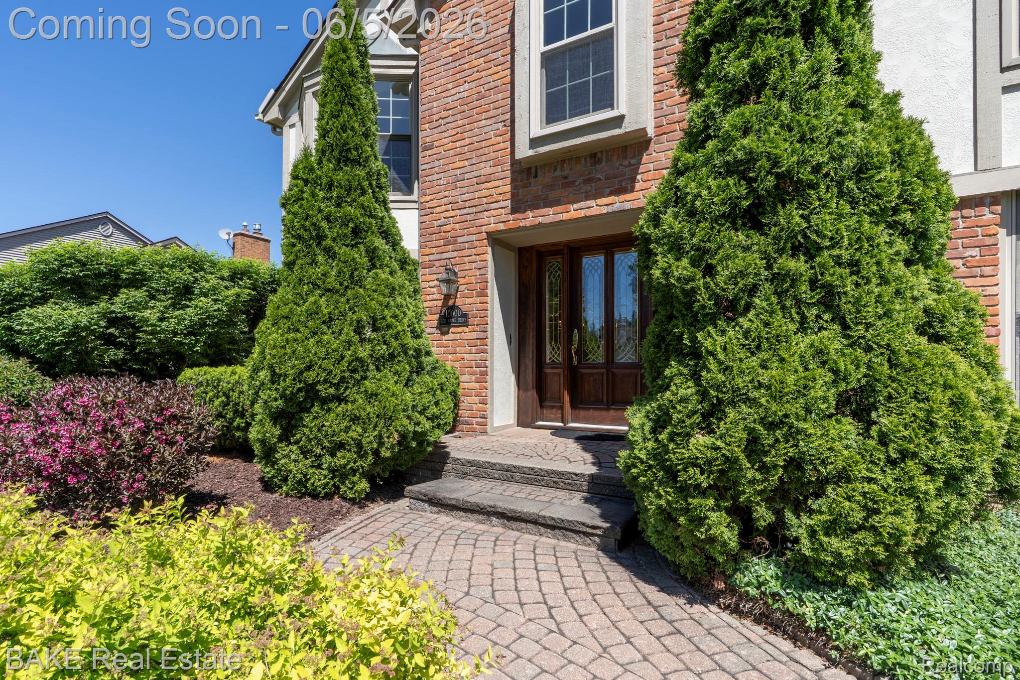 10000 Red Maple Drive
