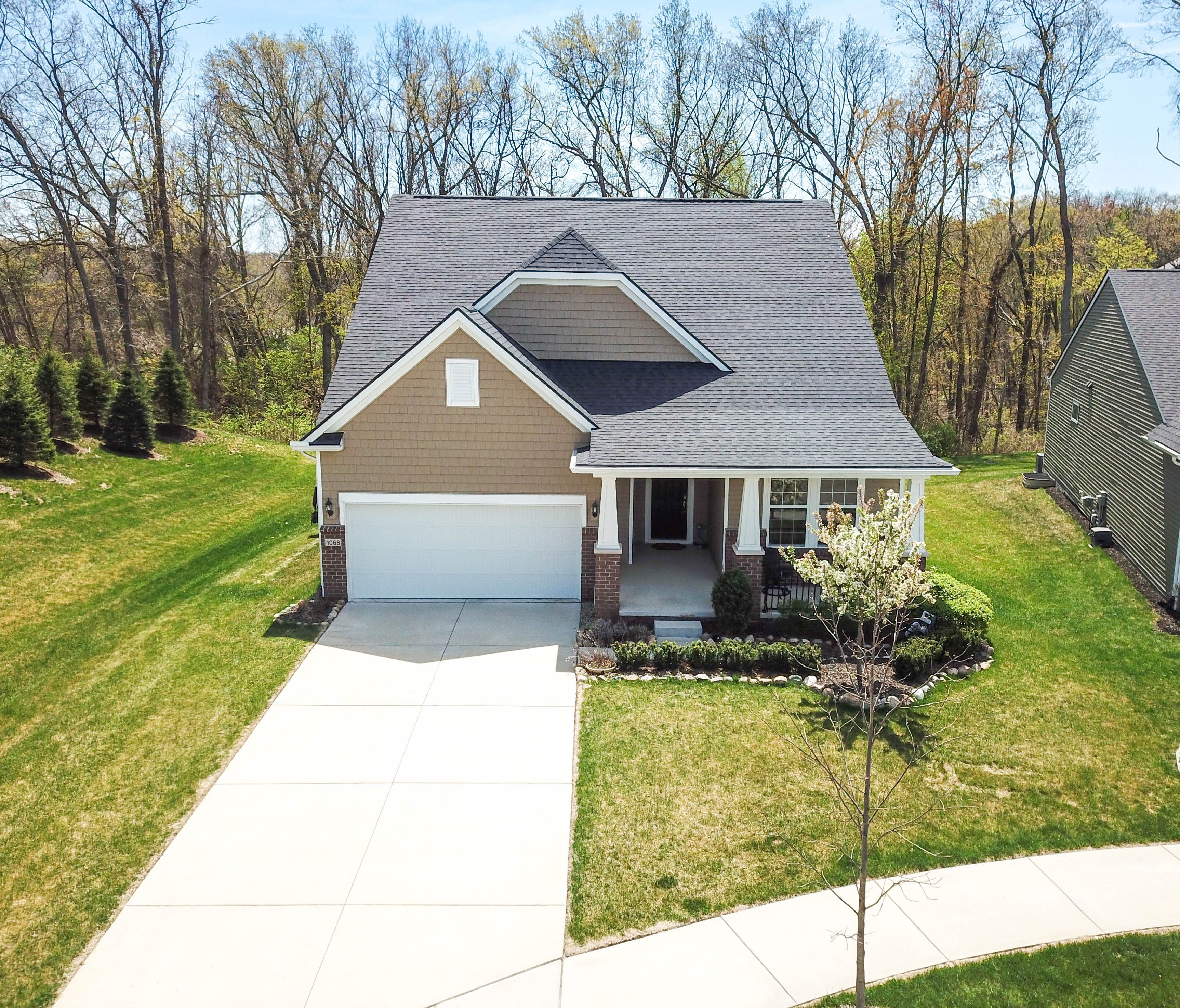 1068 SPRING TRAIL