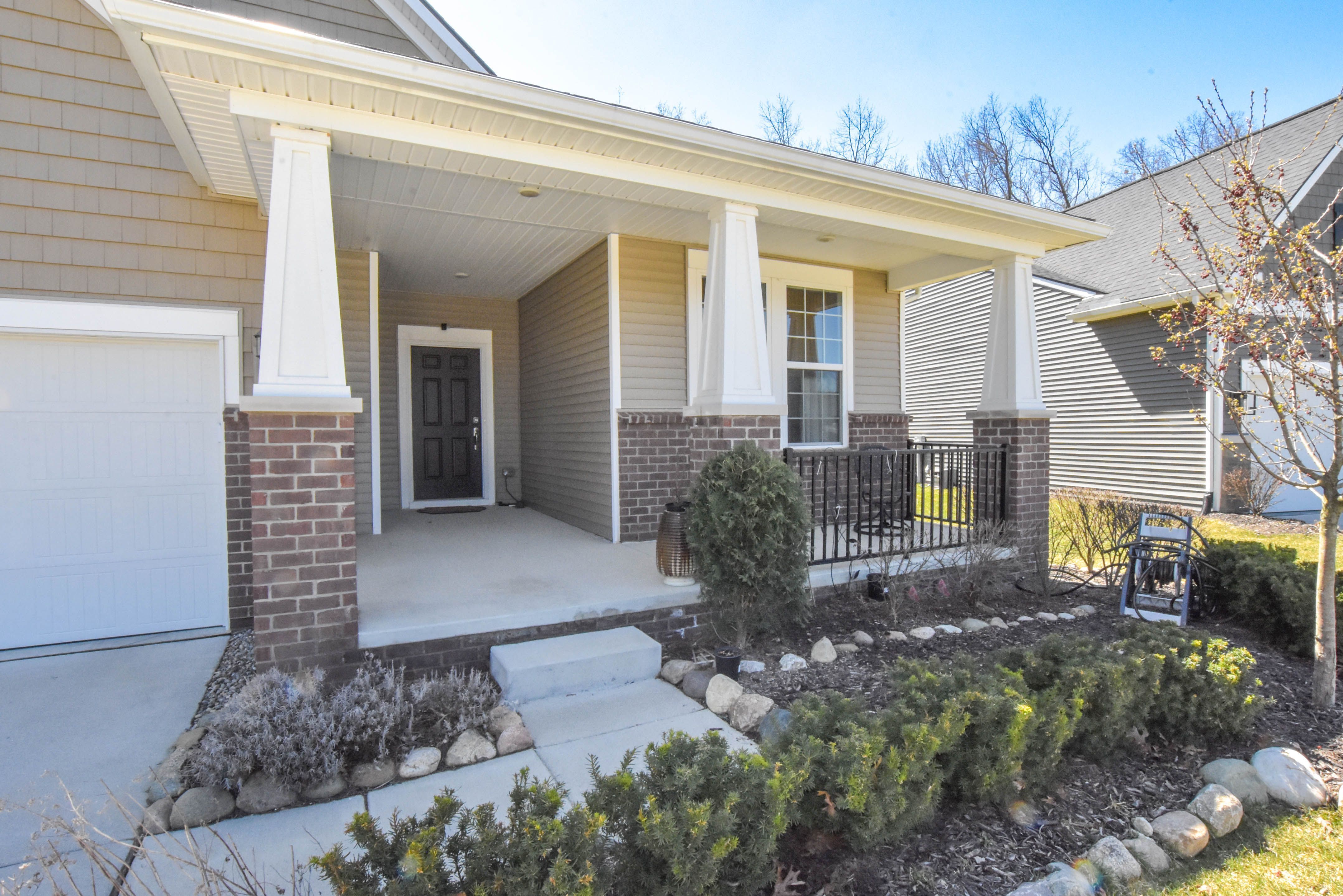 1068 SPRING TRAIL
