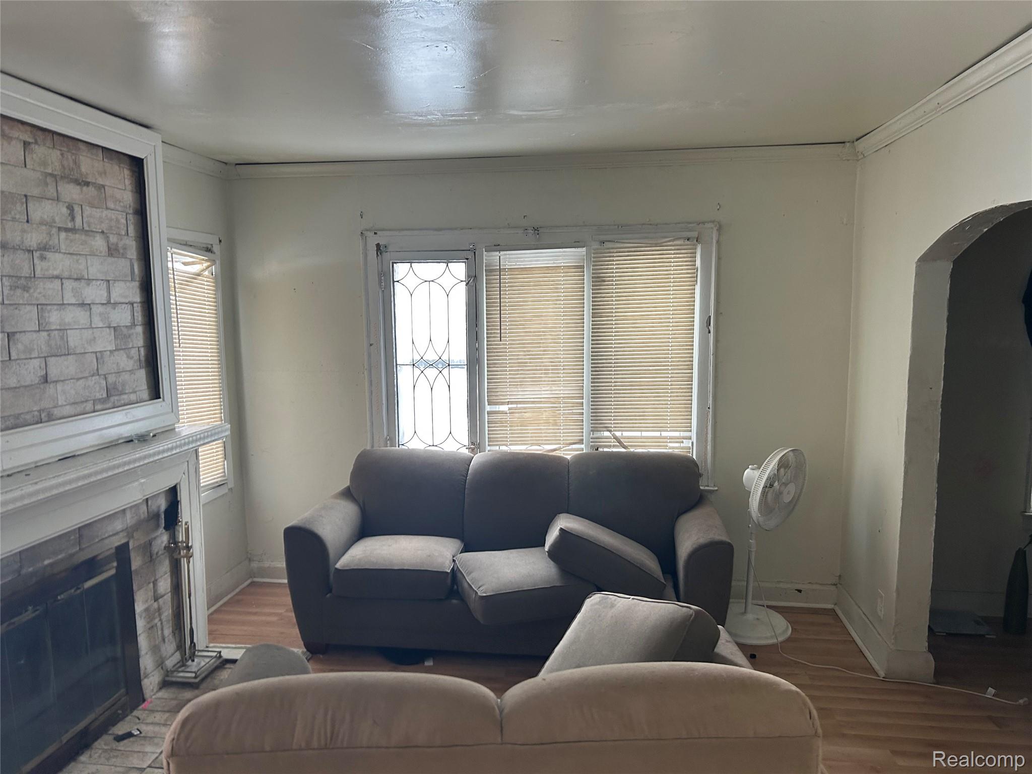 11731 Washburn Street