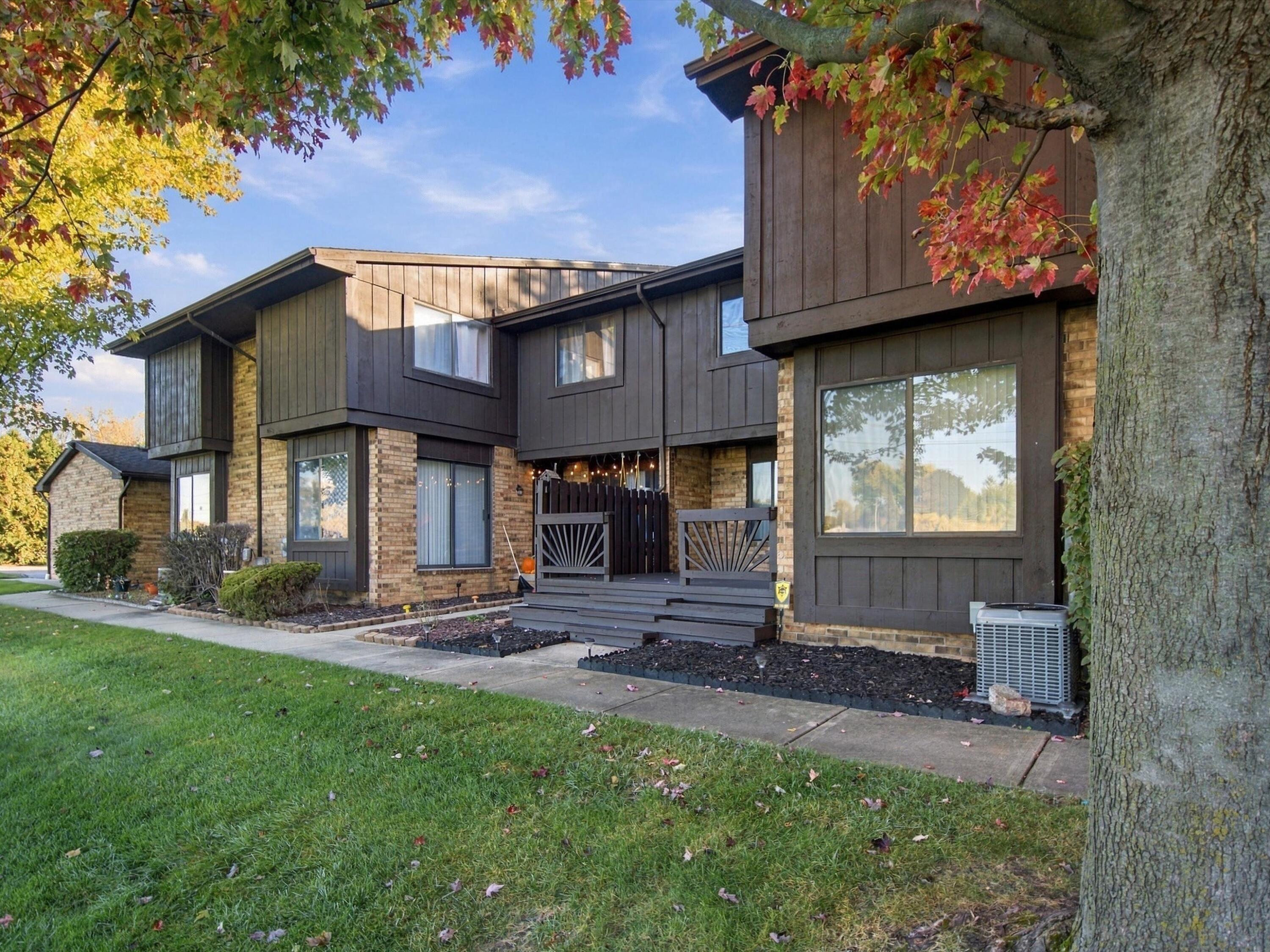 37421 Clubhouse Drive
