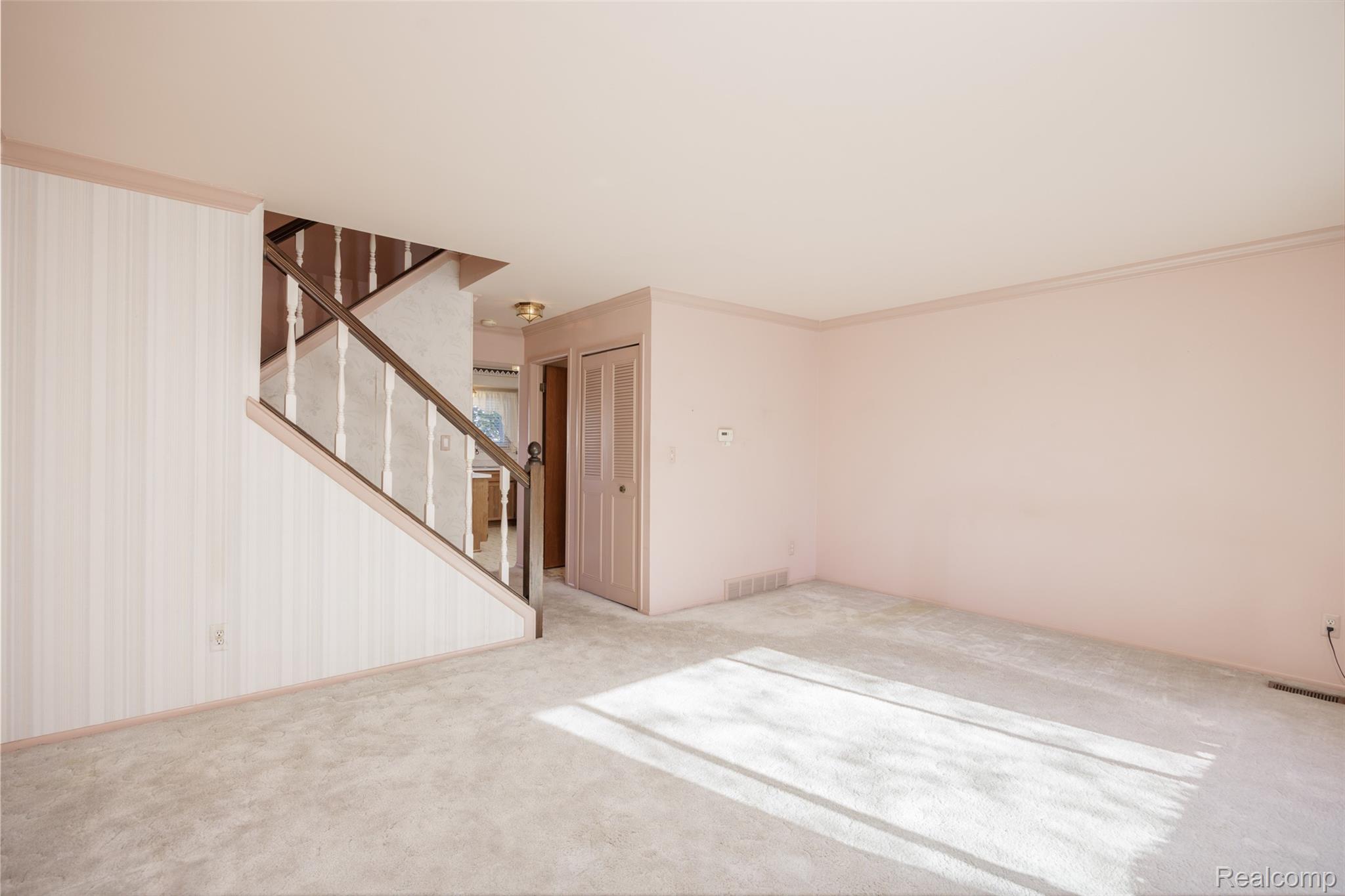 28452 Universal Drive