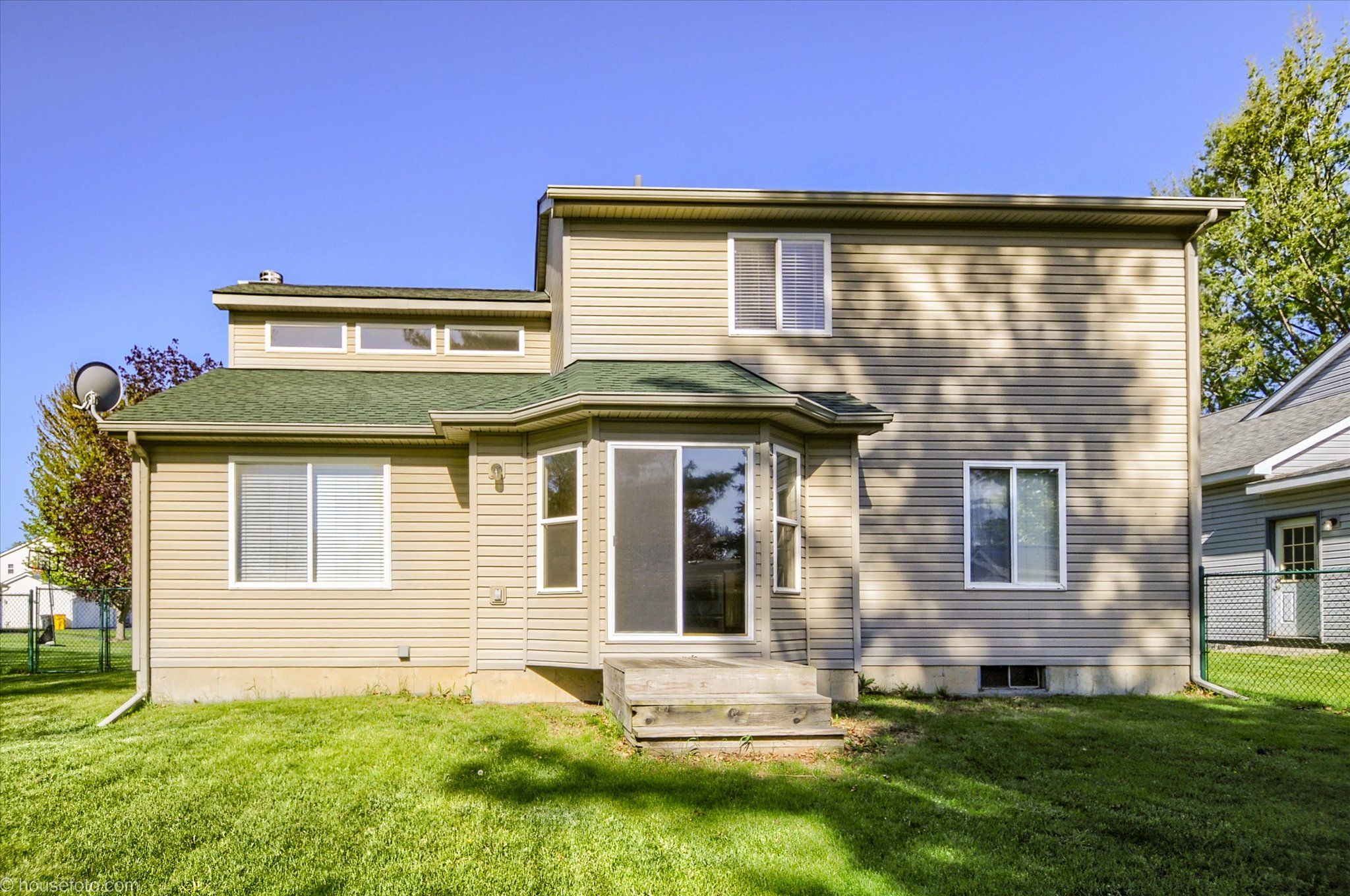 883 INVERNESS Drive
