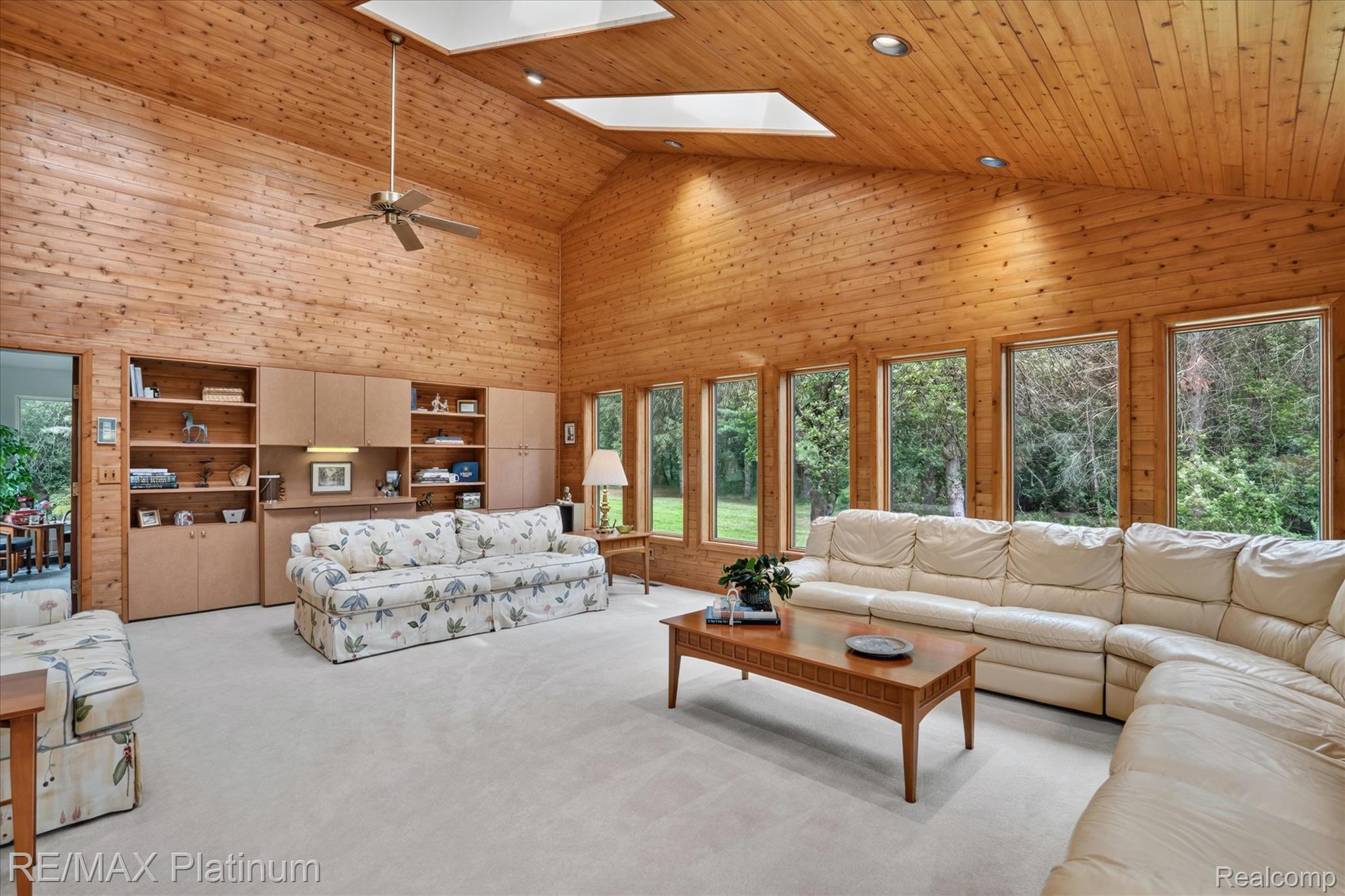 12273 Pinebrook Lane