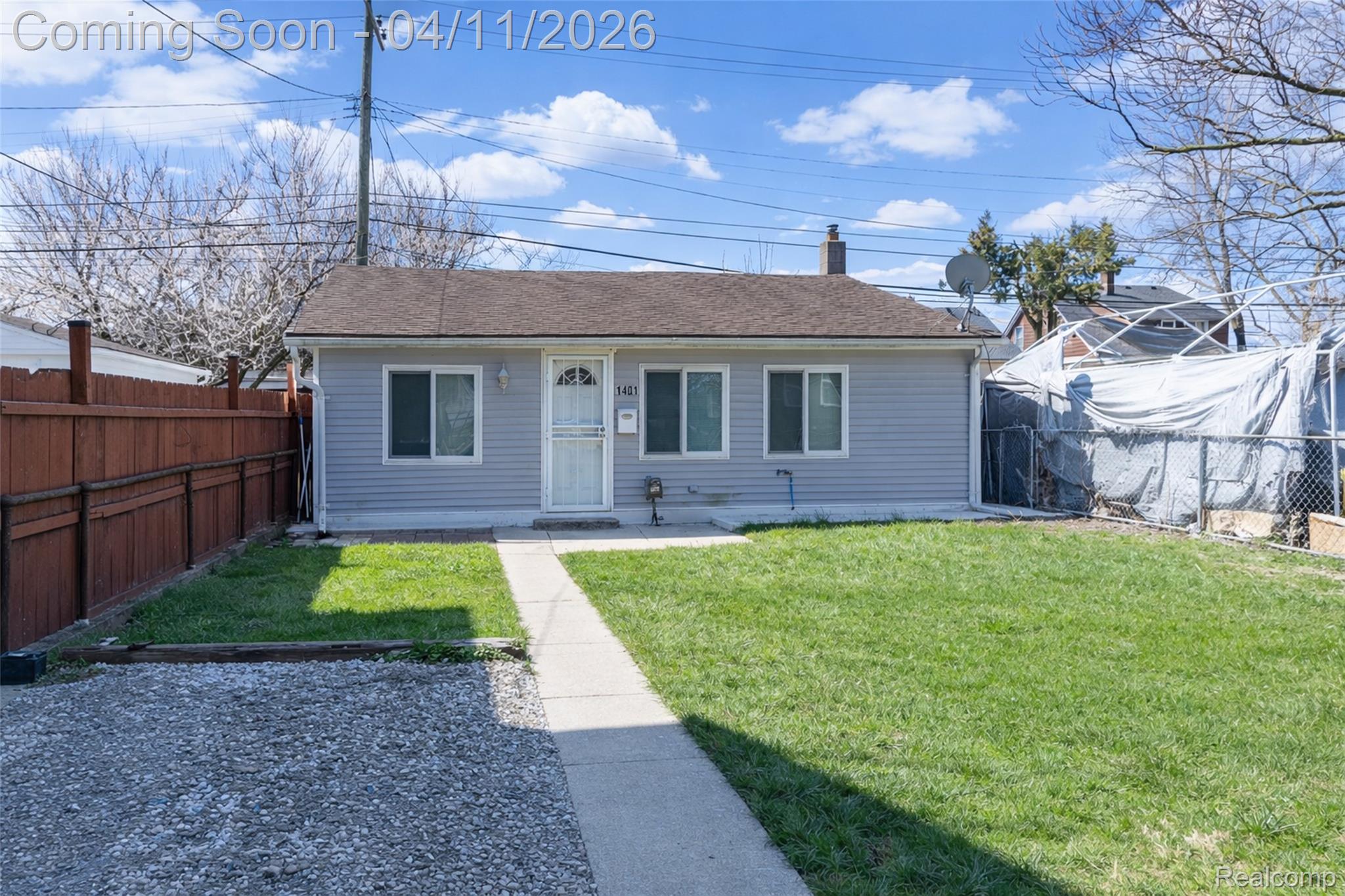 1401 University Avenue