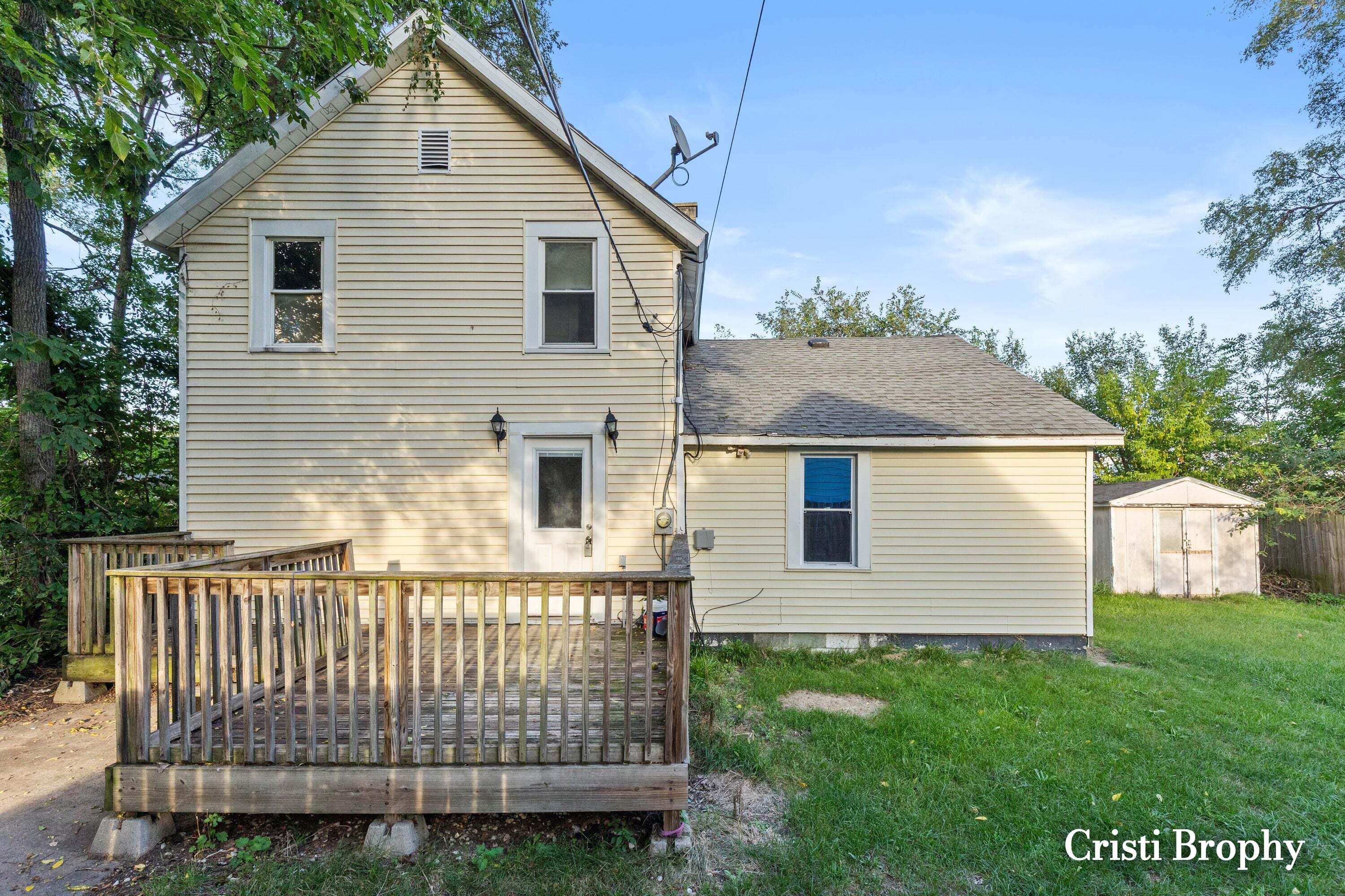 2232 Hoyle Avenue NW
