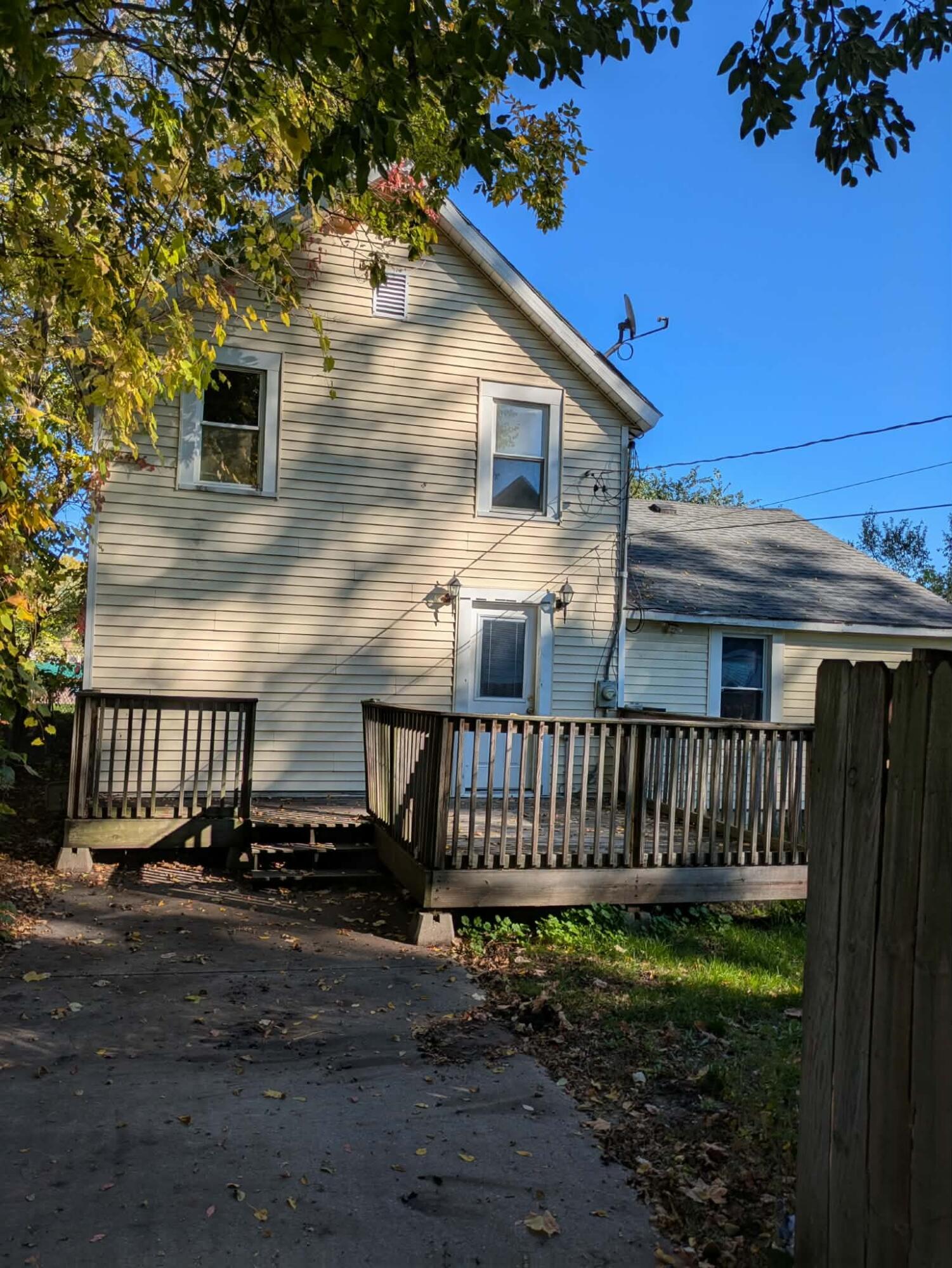 2232 Hoyle Avenue NW