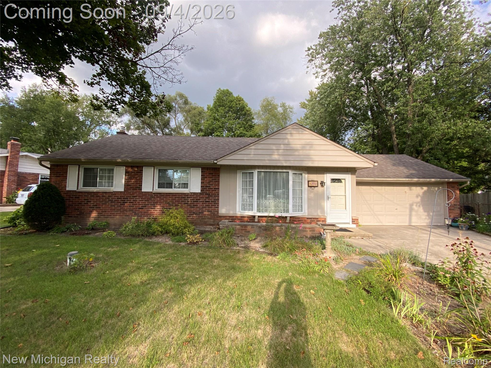 2032 Kingswood Drive