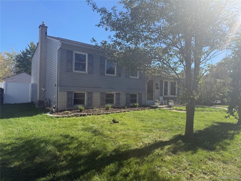 Photo of 50436 Spruce Drive, Chesterfield Township, MI 48047 (MLS # 20261084967)
