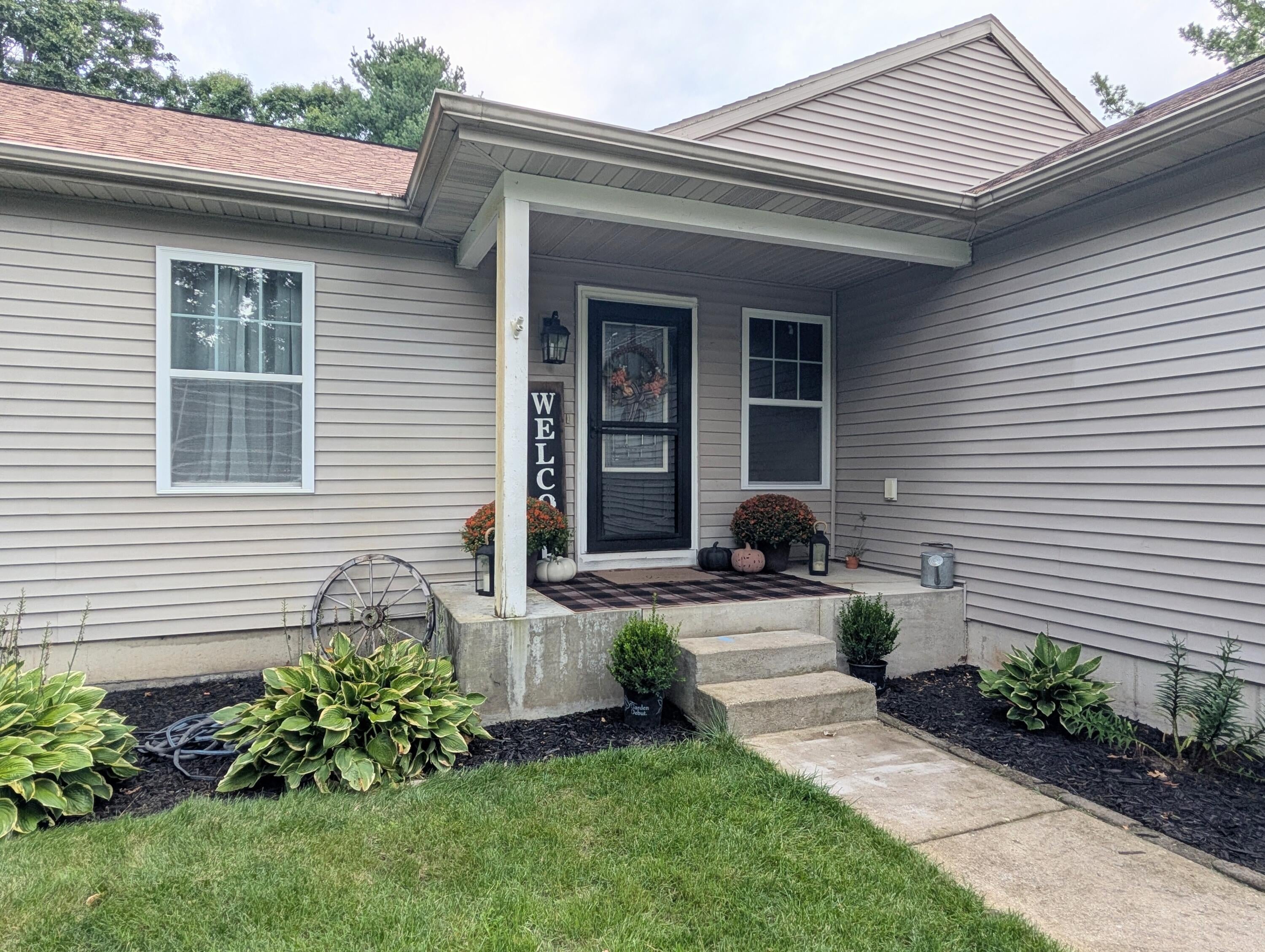 3230 Sarah Circle