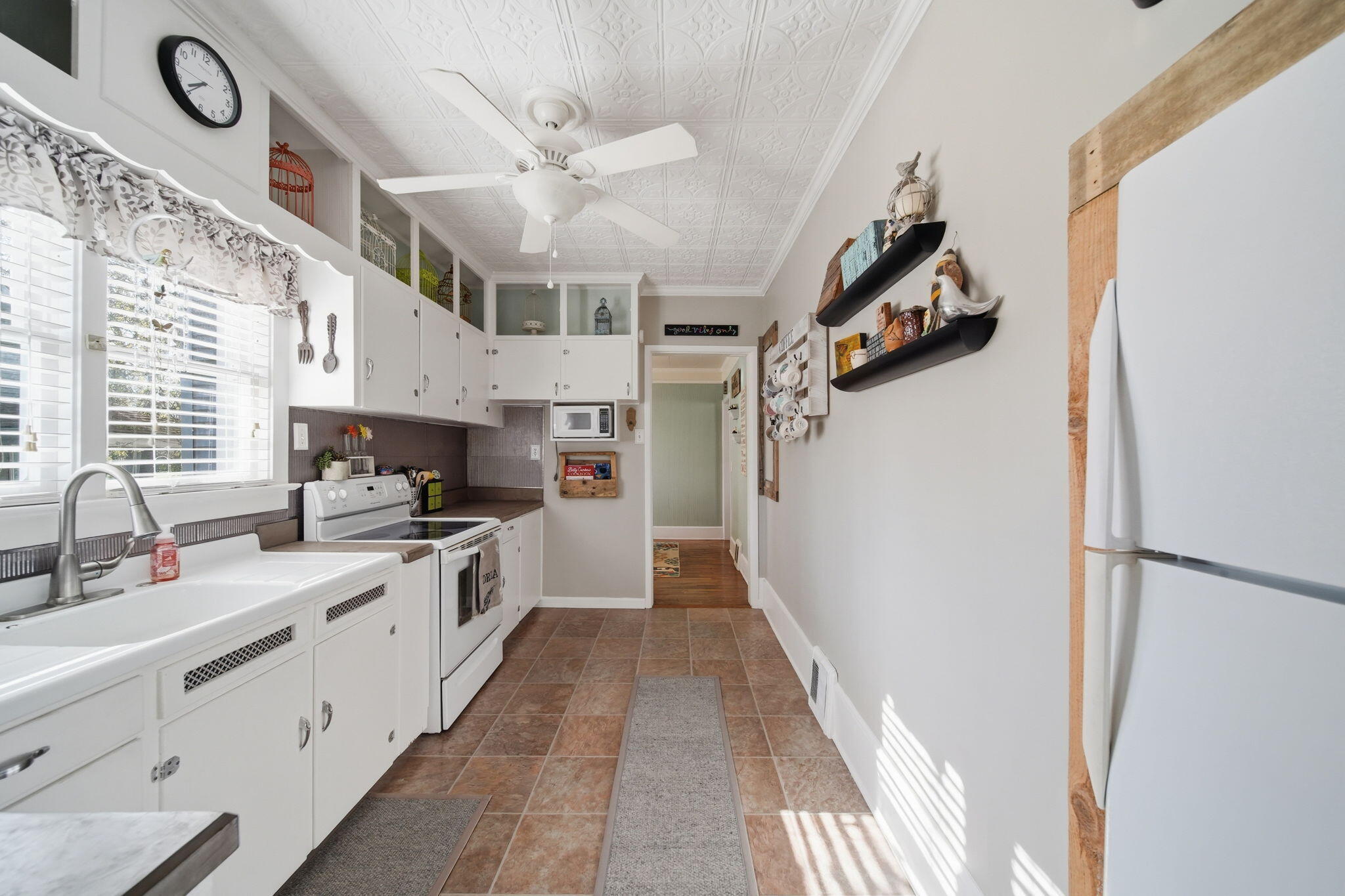 303 W Middle Street