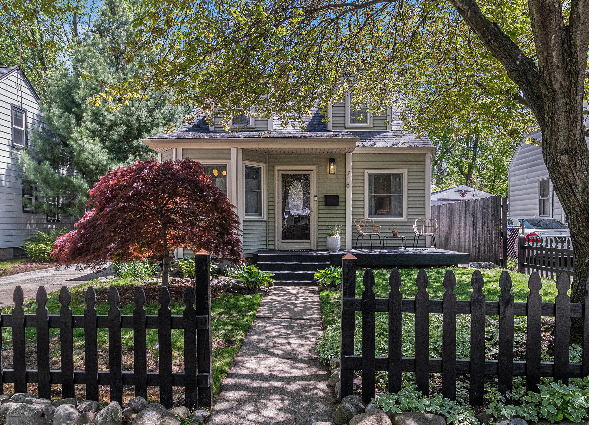 718 Charles Street
