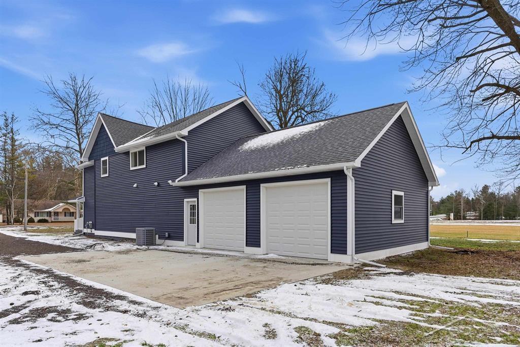 2797 N West River Road