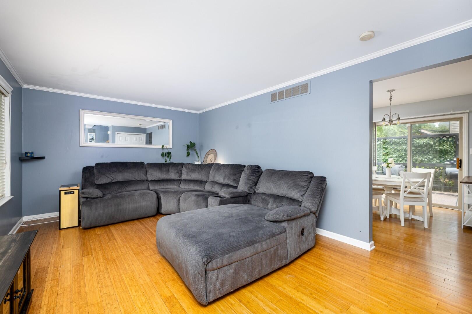 8949 Sunflower Drive