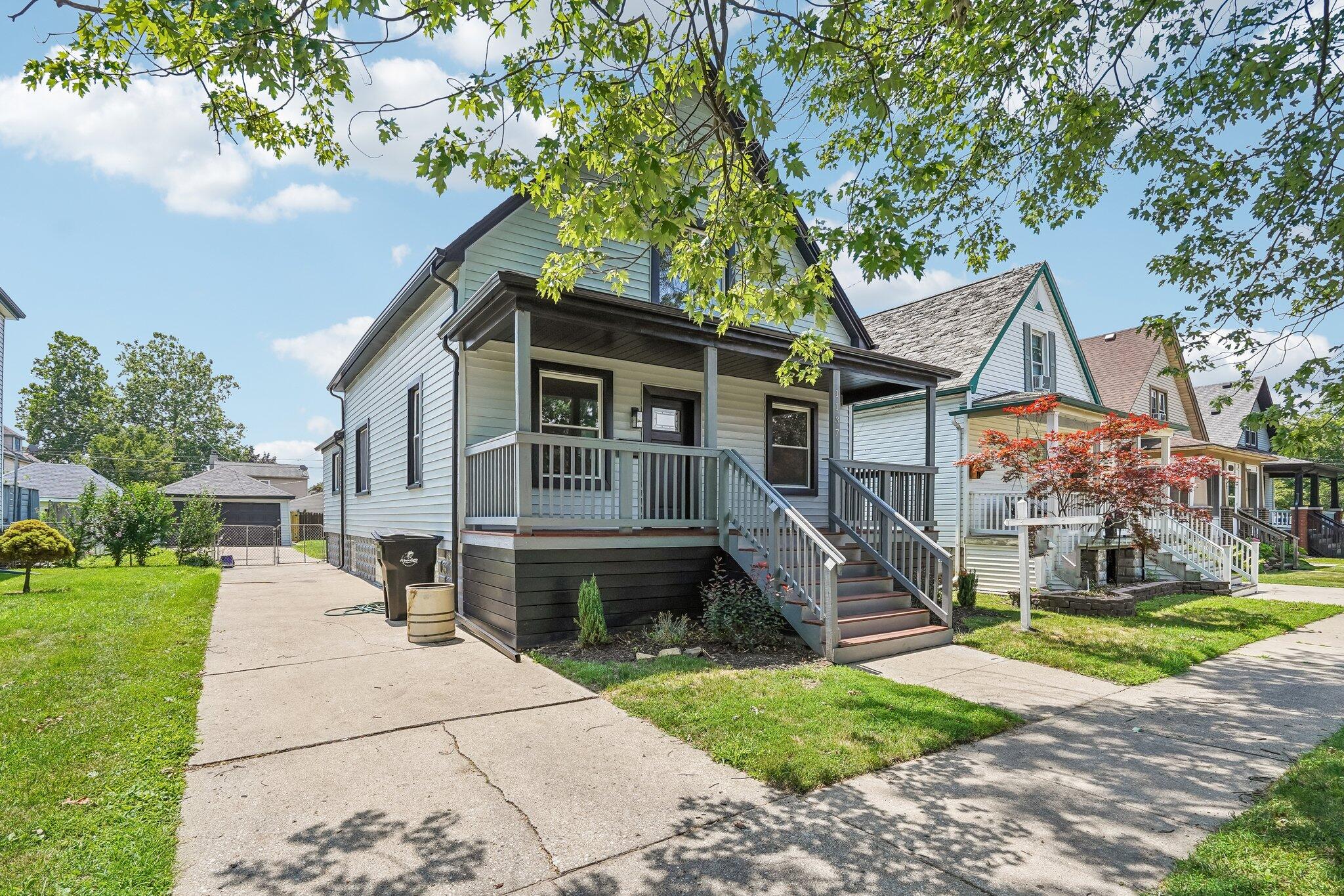 1137 Elm Street