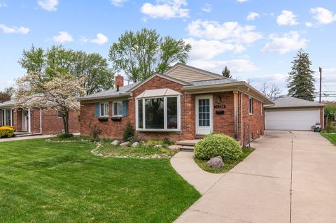 31780 RUSH Street Garden City City Wayne MI 48135